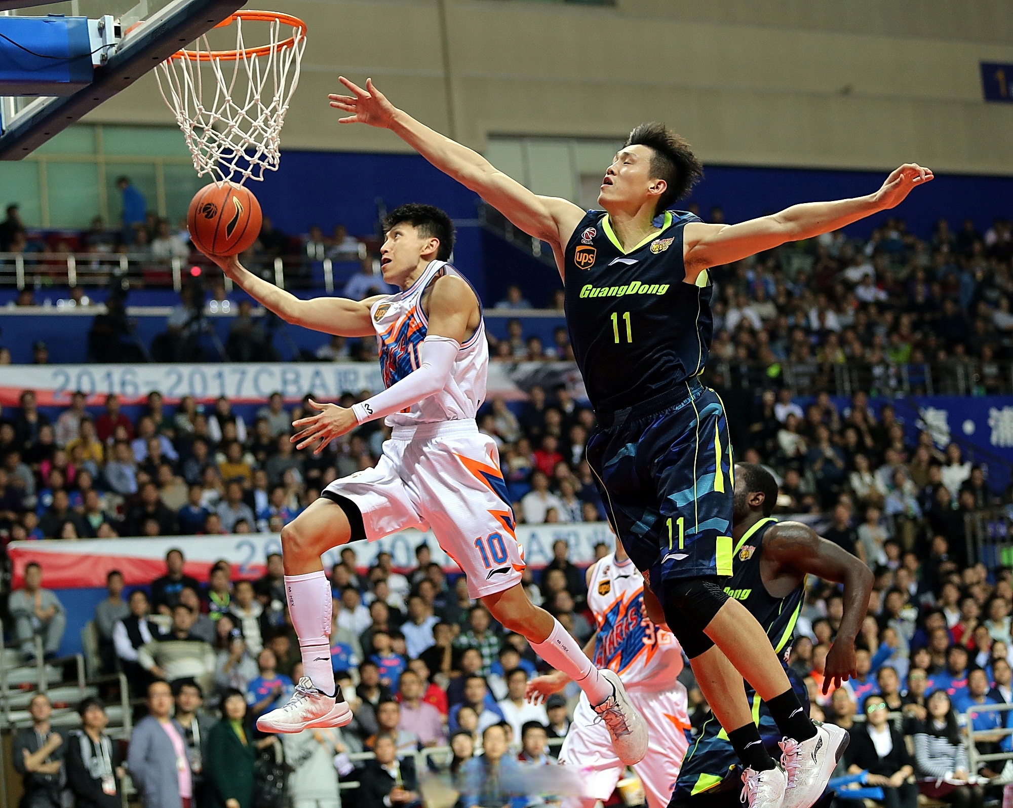 密集赛程来袭，新疆男篮迎来严峻考验的简单介绍